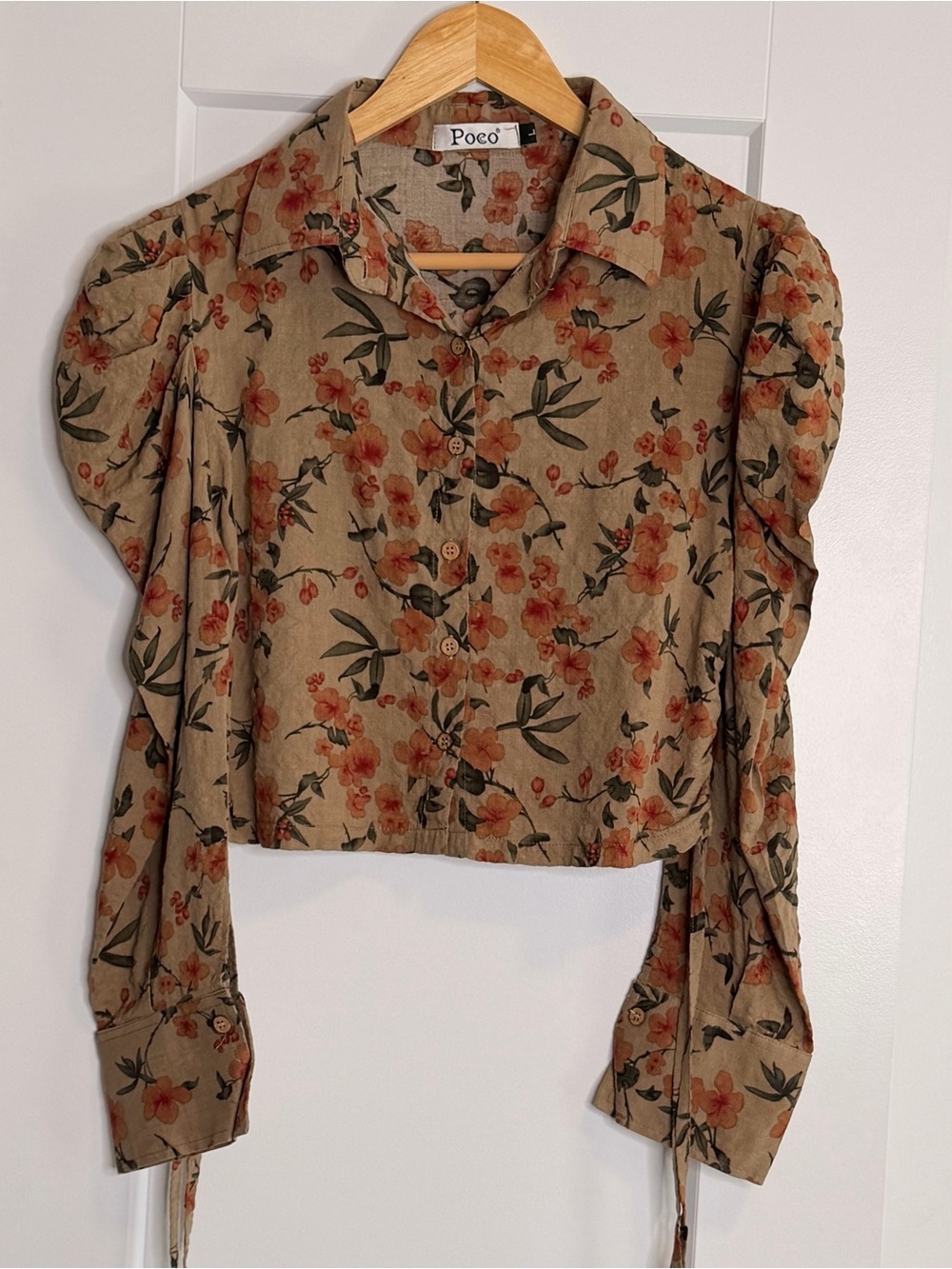 💛2 for 20- Floral Button-Front Puff Sleeve Crop Shirt — Tan with Orange Floral
